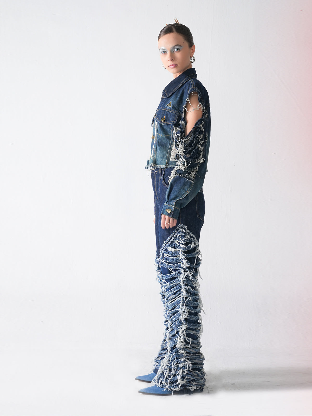 TOO-RIPPED DENIM SET