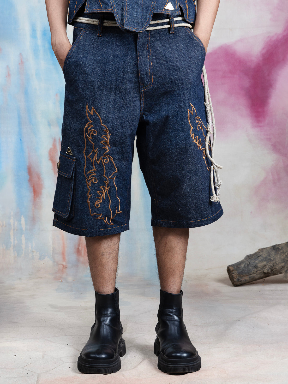 RAAH EMBROIDERED CARGO SHORTS
