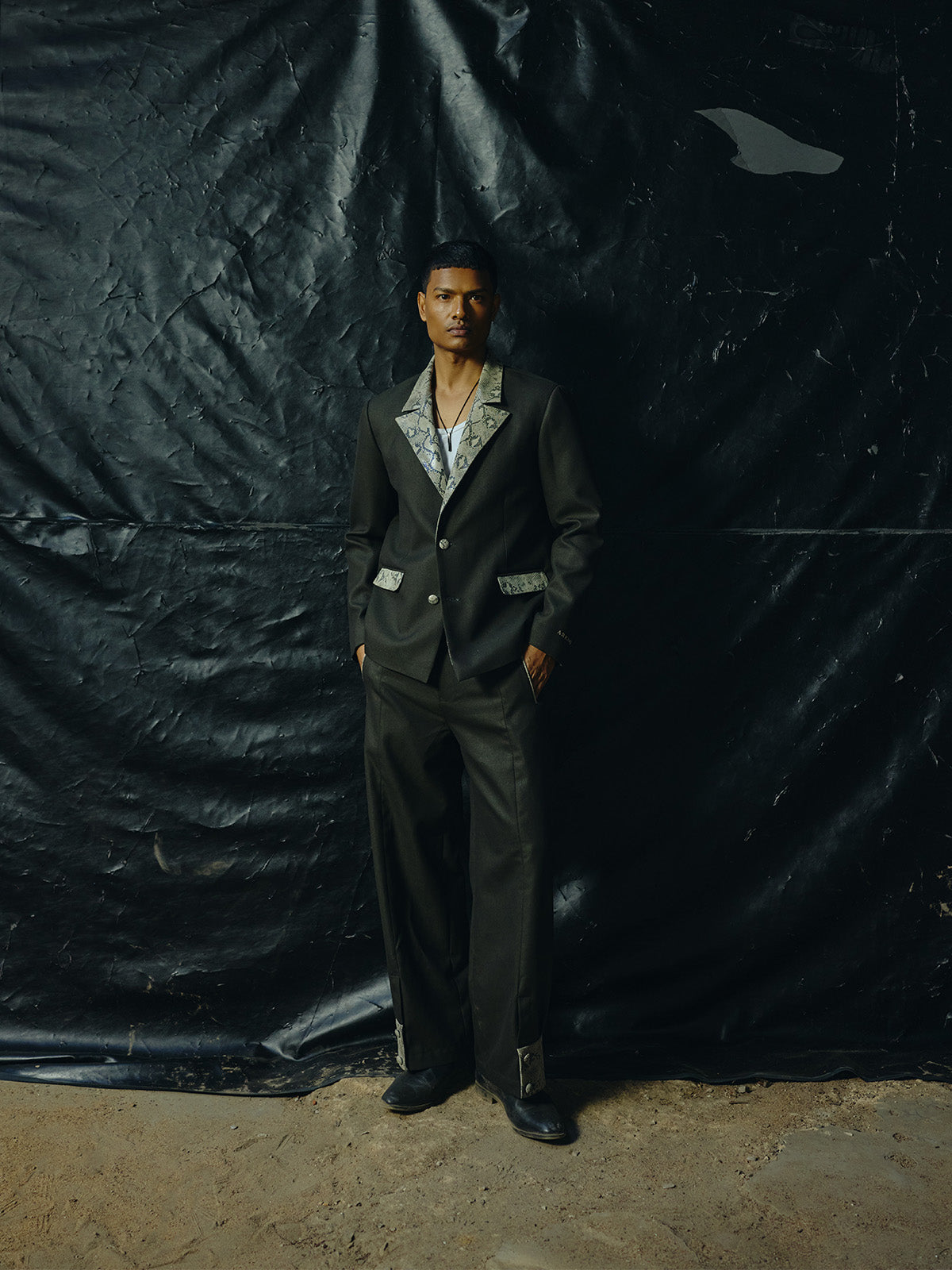 OLIVE CROCO CUFF SET