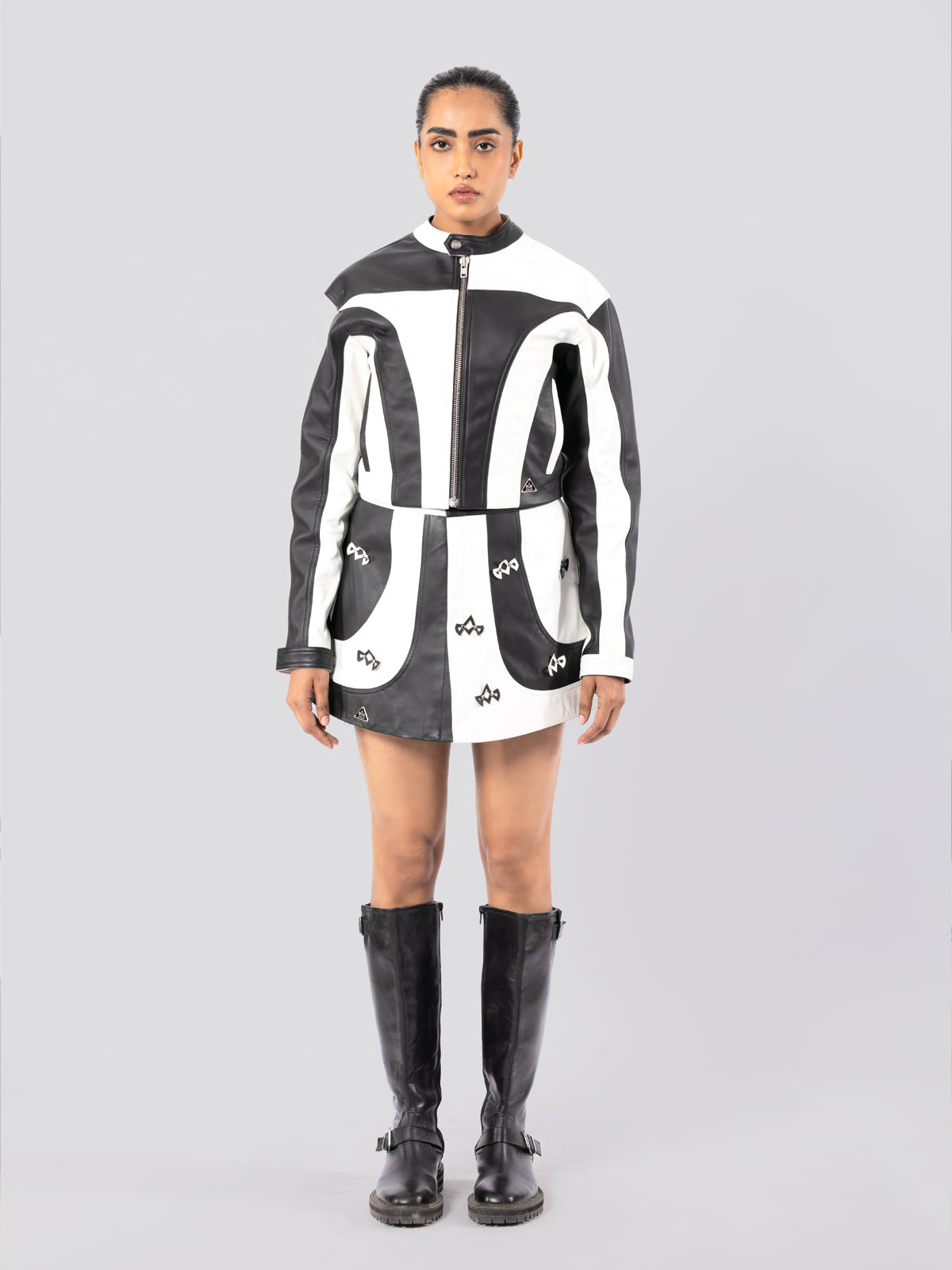 BLACKLINE CIRCUIT SET