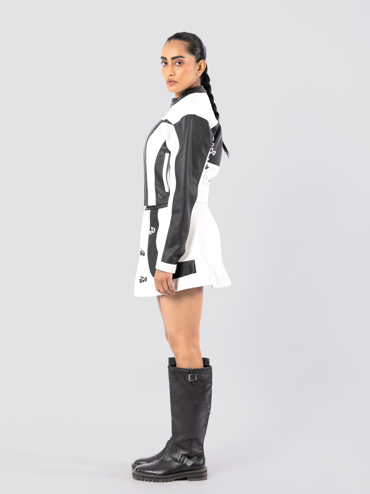 BLACKLINE CIRCUIT SET