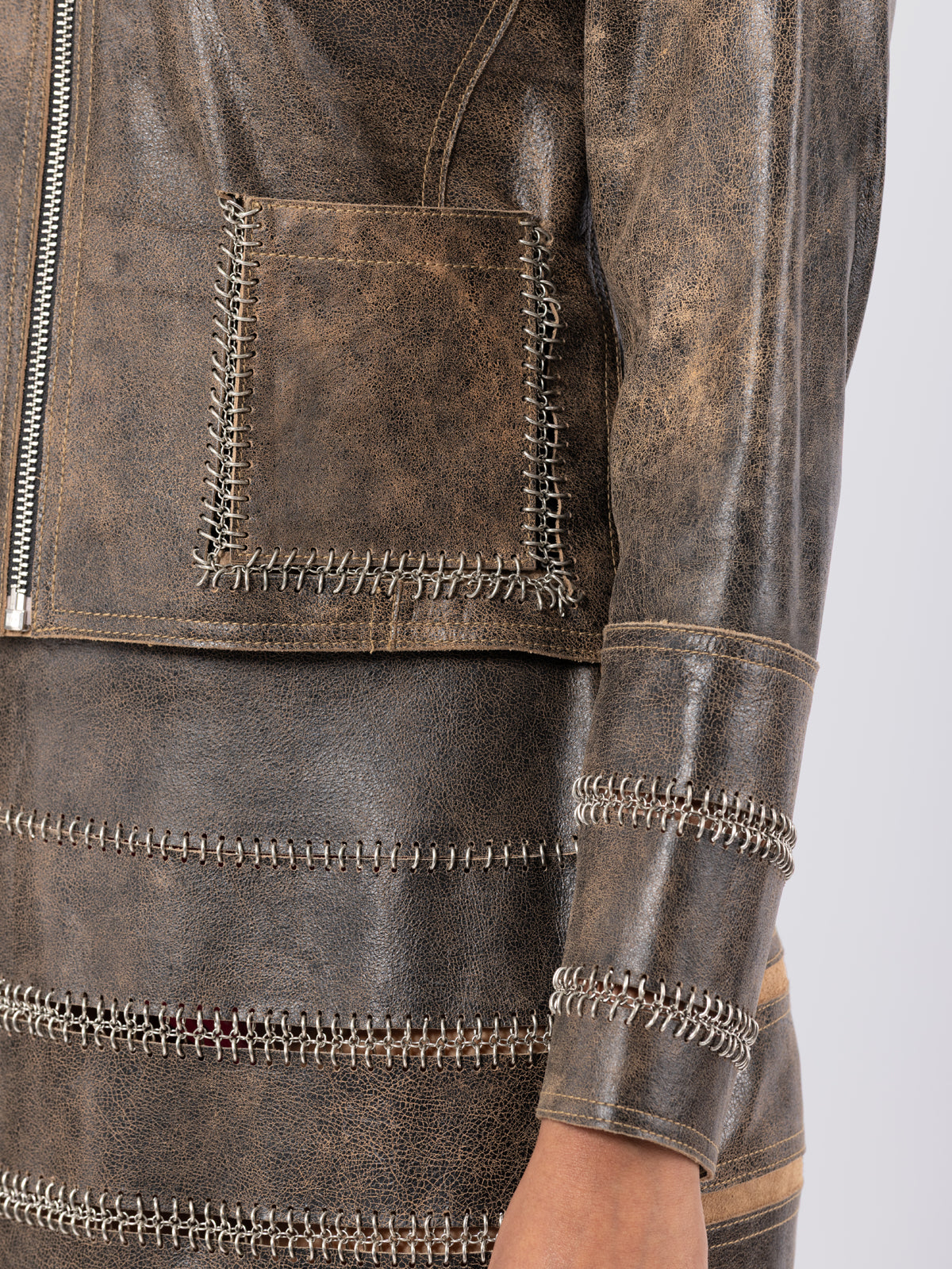 LINKED FORM LEATHER SET