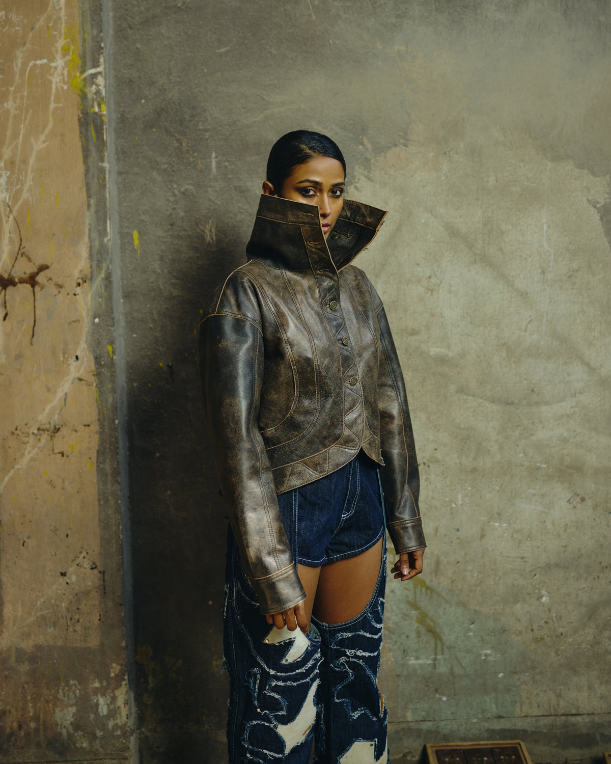 CONTOUR DISTRESSED LEATHER JACKET
