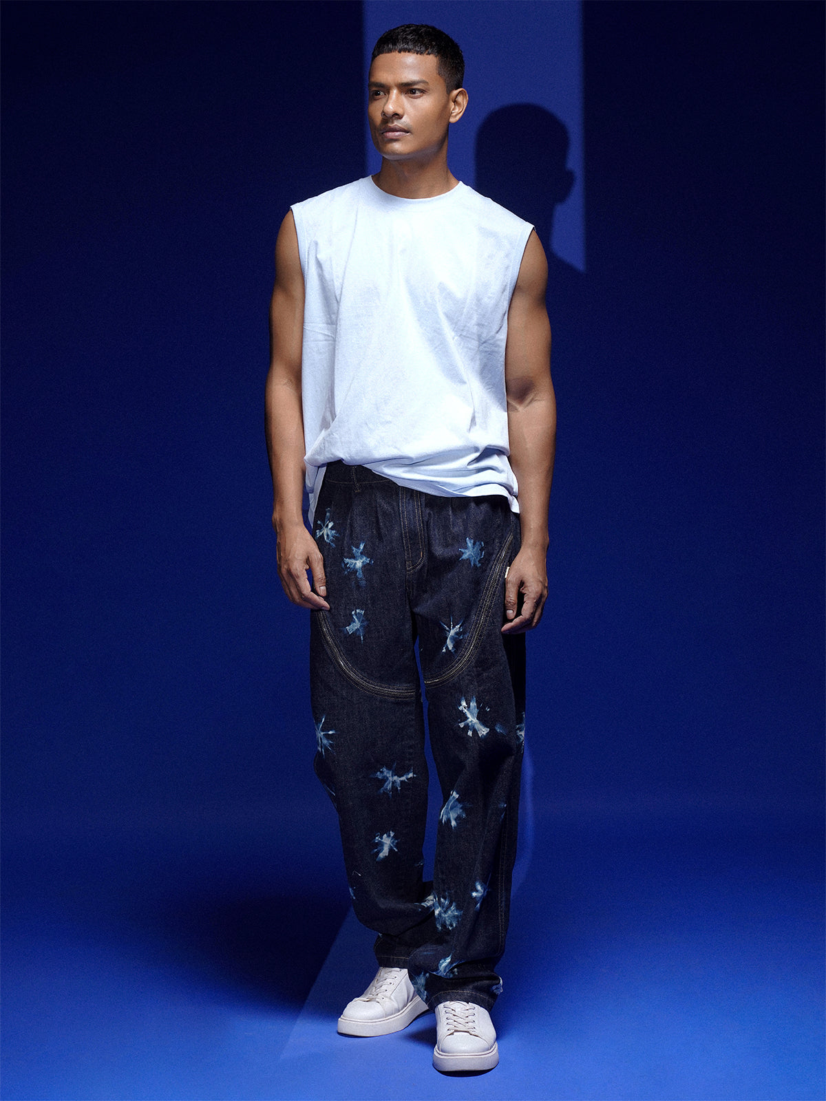 BLOTCH ZIPPER JEANS
