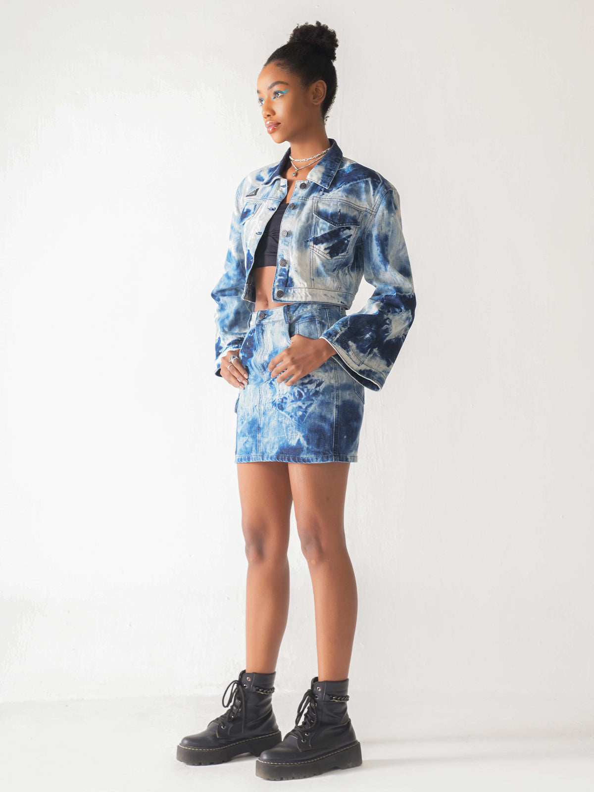 ESEN CROPPED DENIM JACKET