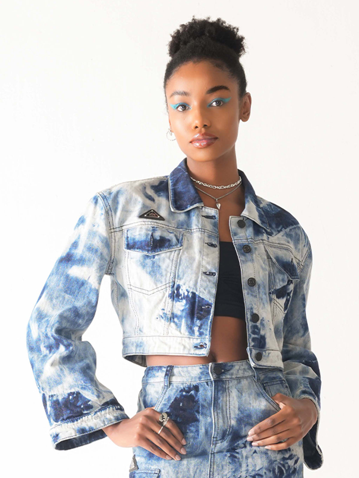 ESEN CROPPED DENIM JACKET