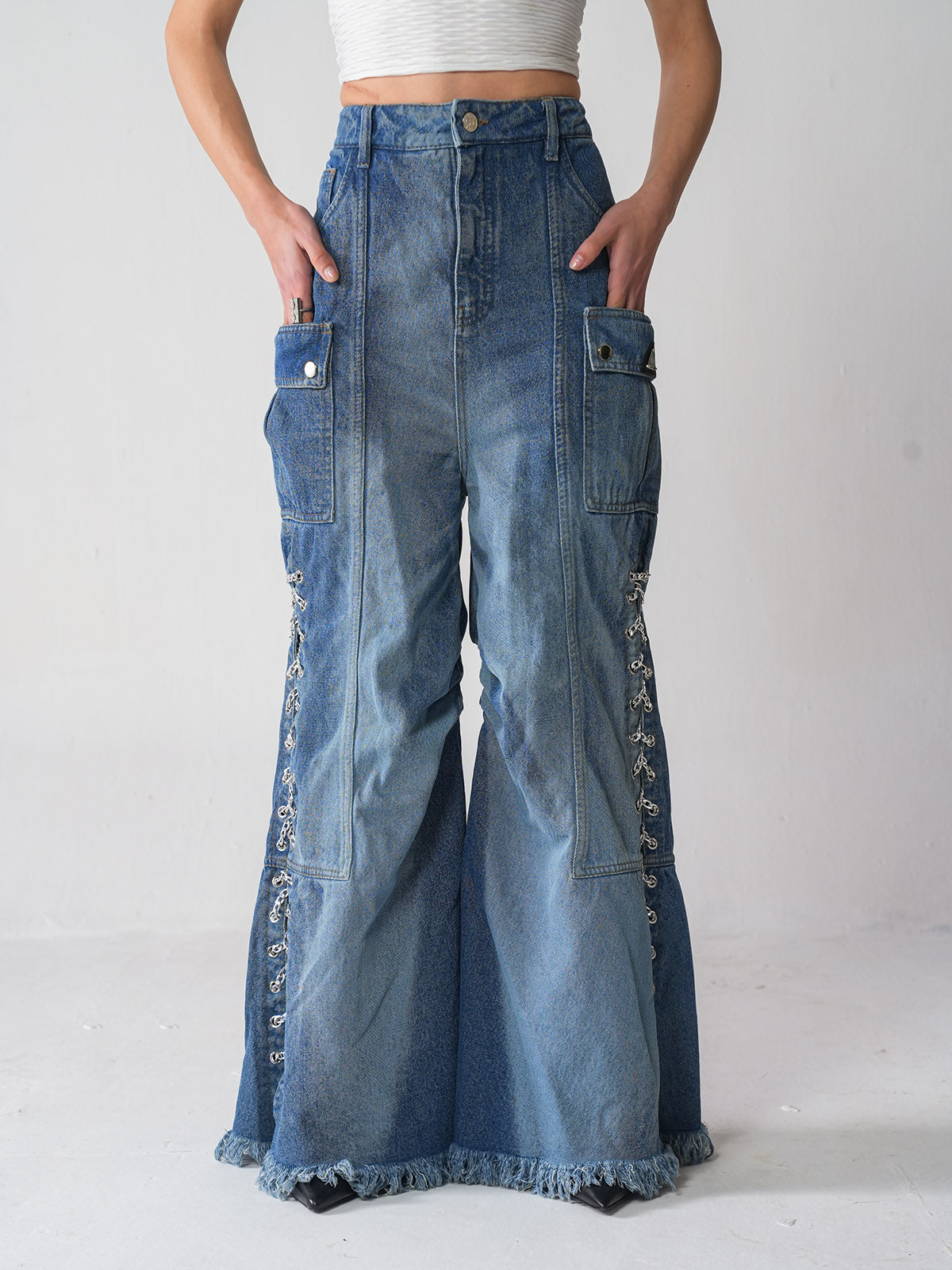 MAKE SHIFT LINK FLARE JEANS