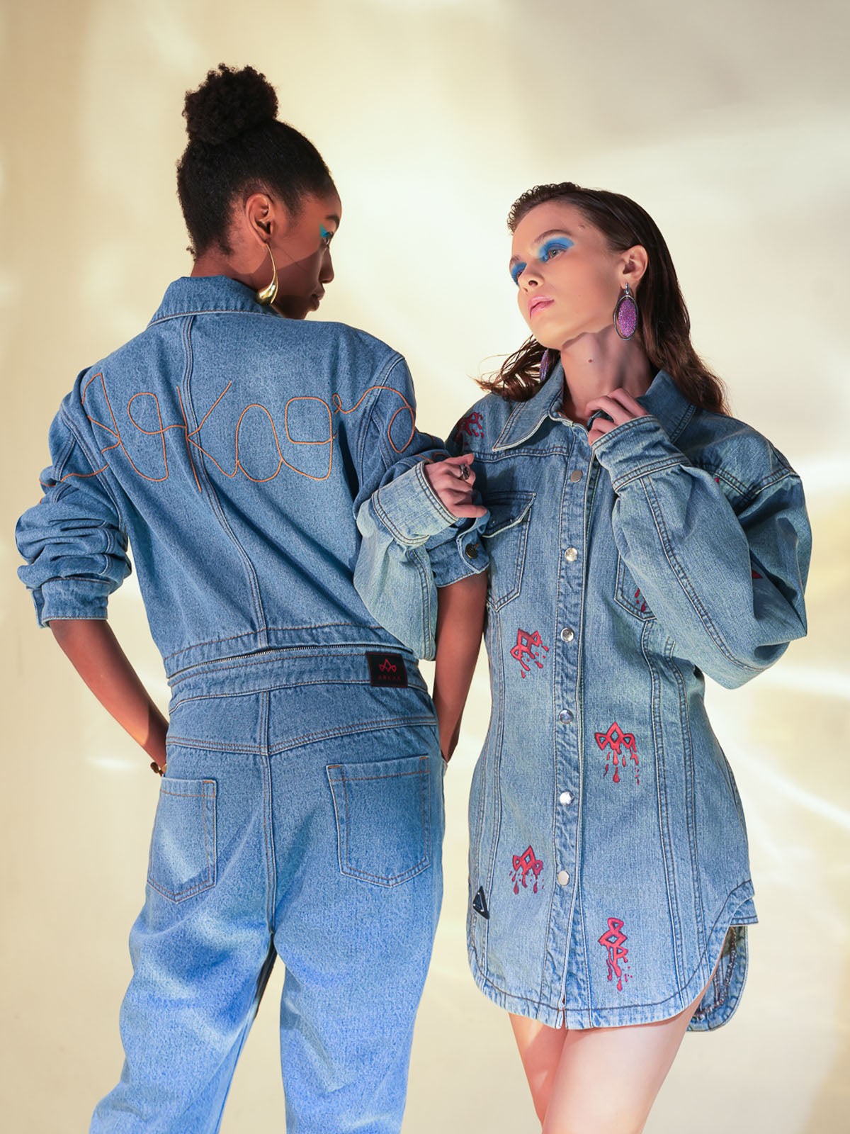 THE MAKING DETATCHABLE DENIM JUMPSUIT