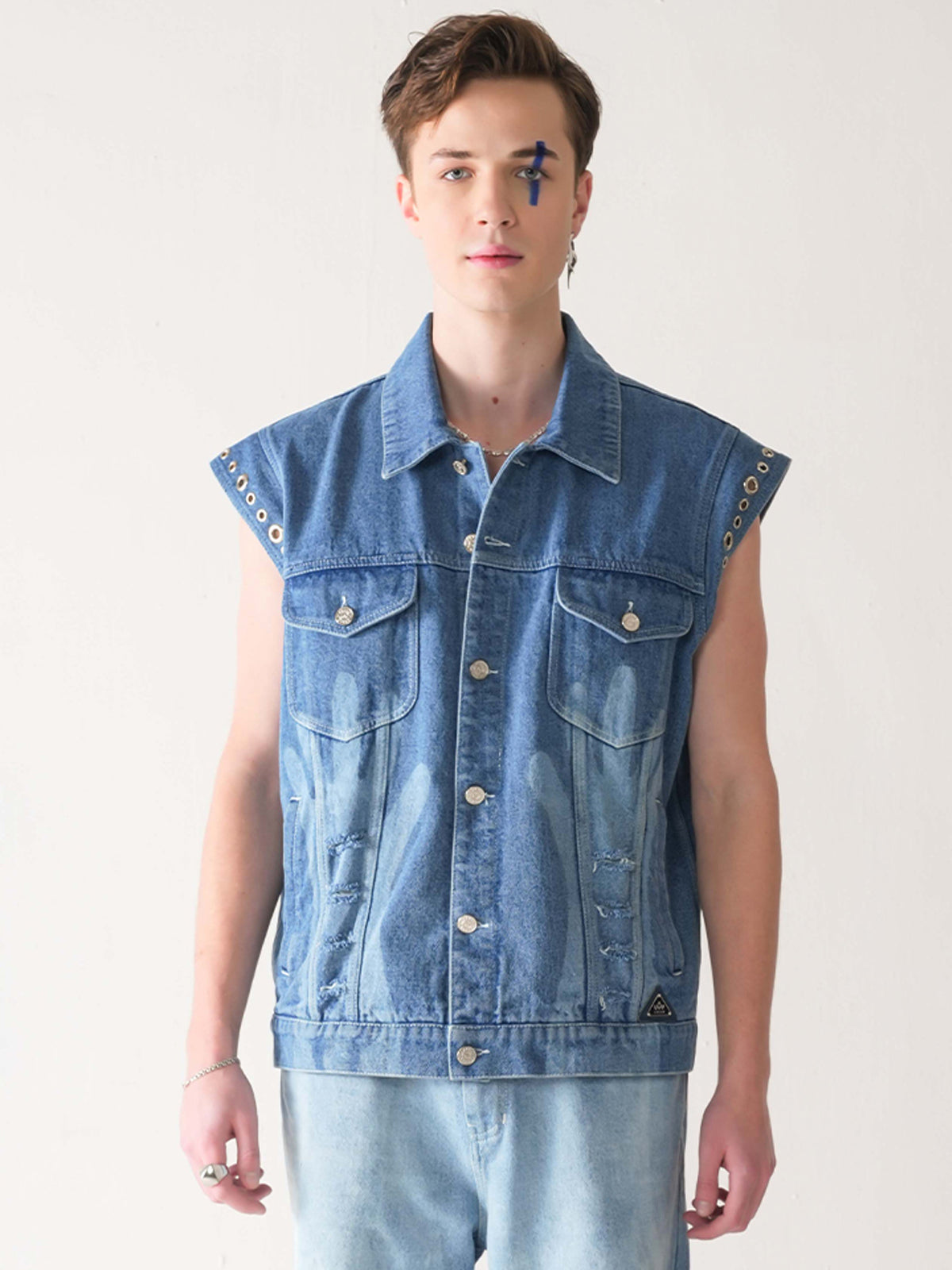 WASH ME SLEEVELESS DENIM JACKET