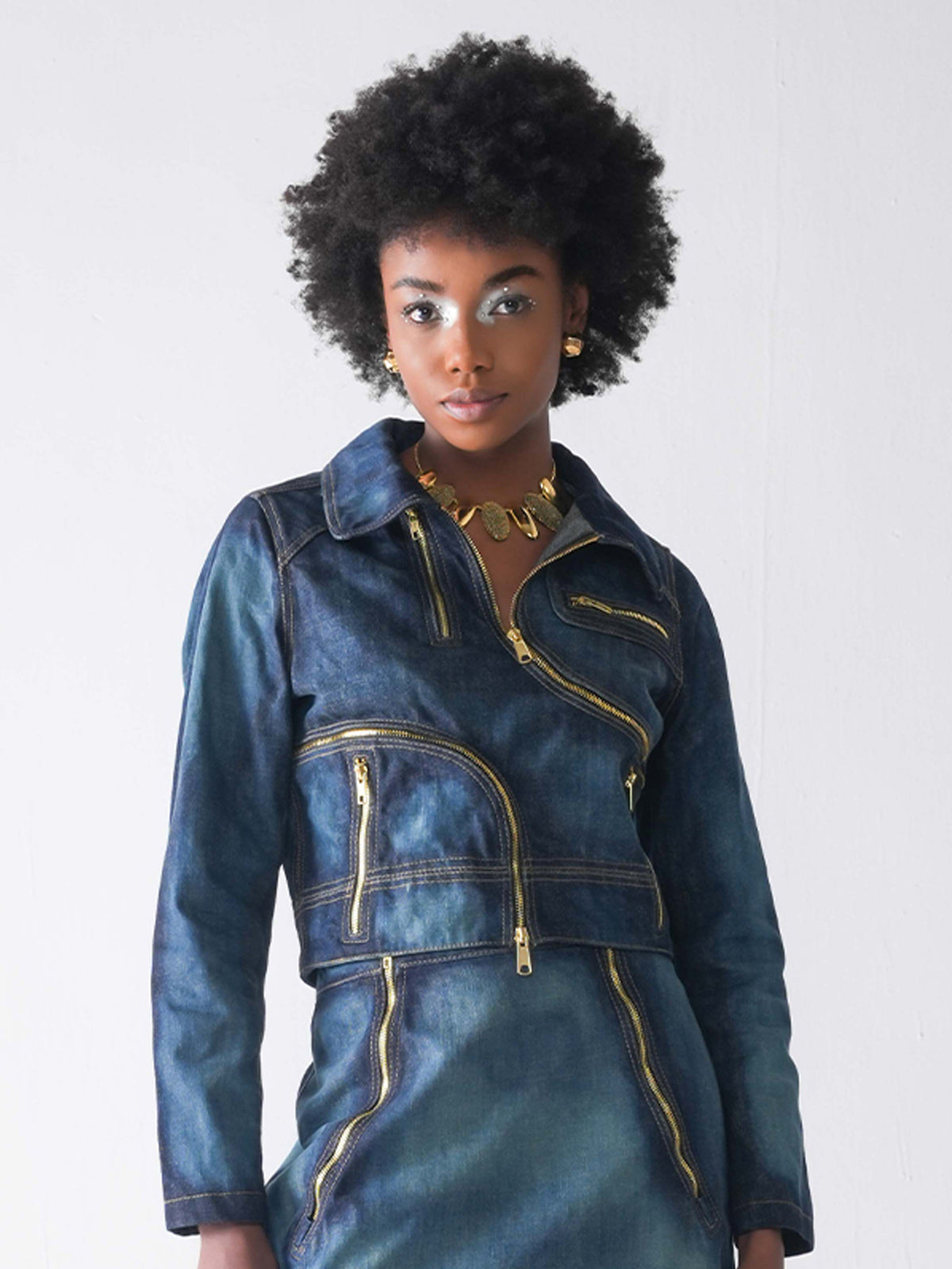 ZIP ME UP CROPPED DENIM JACKET